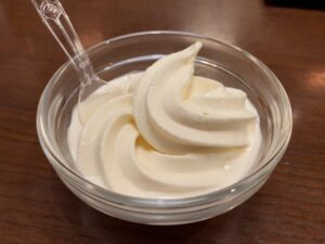 「定食のまる大」ソフトクリーム